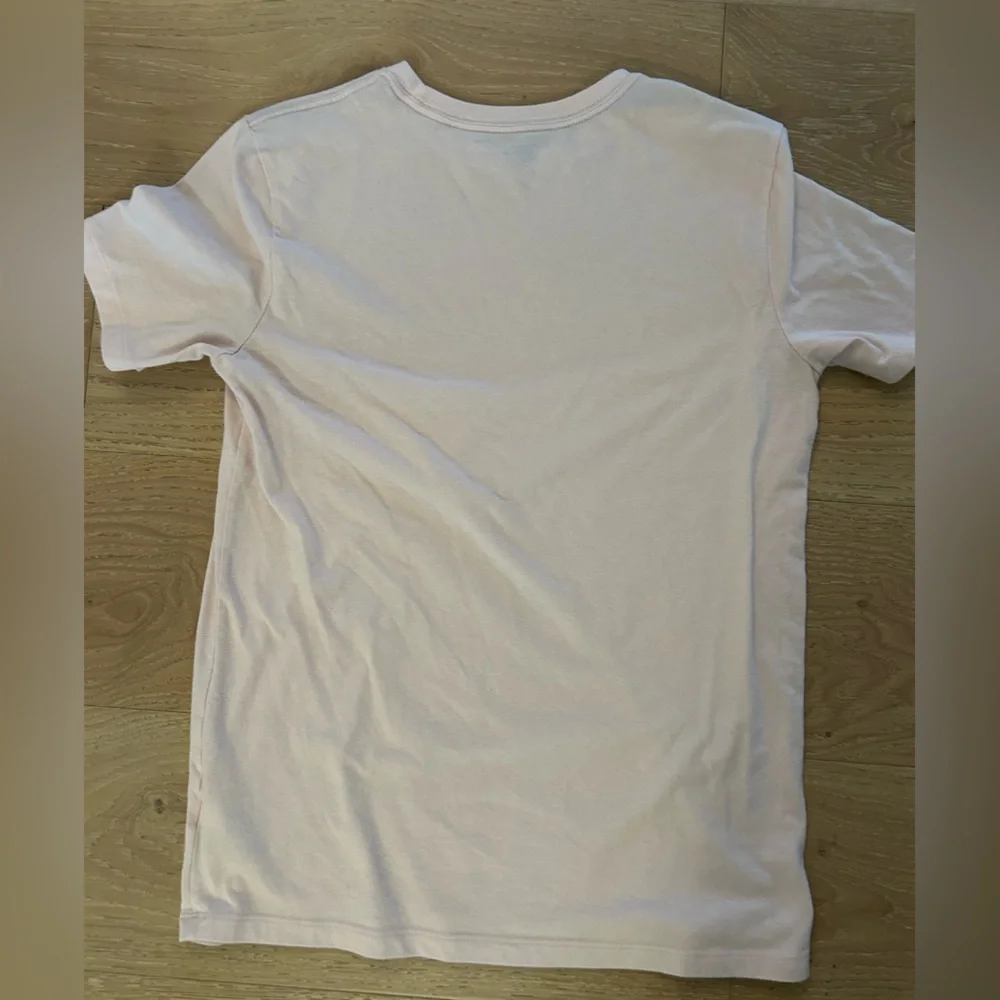 Old Navy classic crewneck